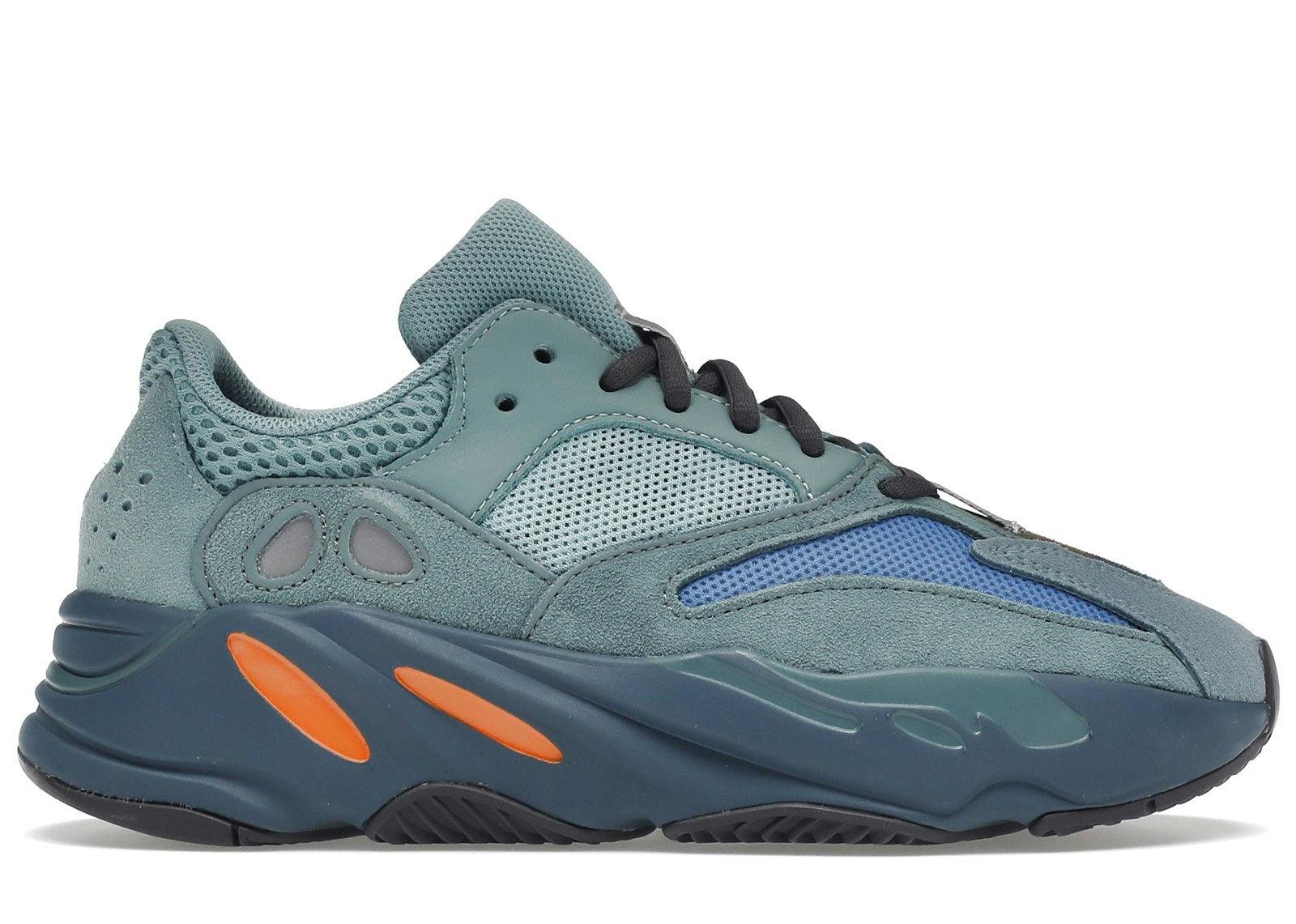 YEEZY 700 ''FADED AZURE'' – Concept R - Main Image