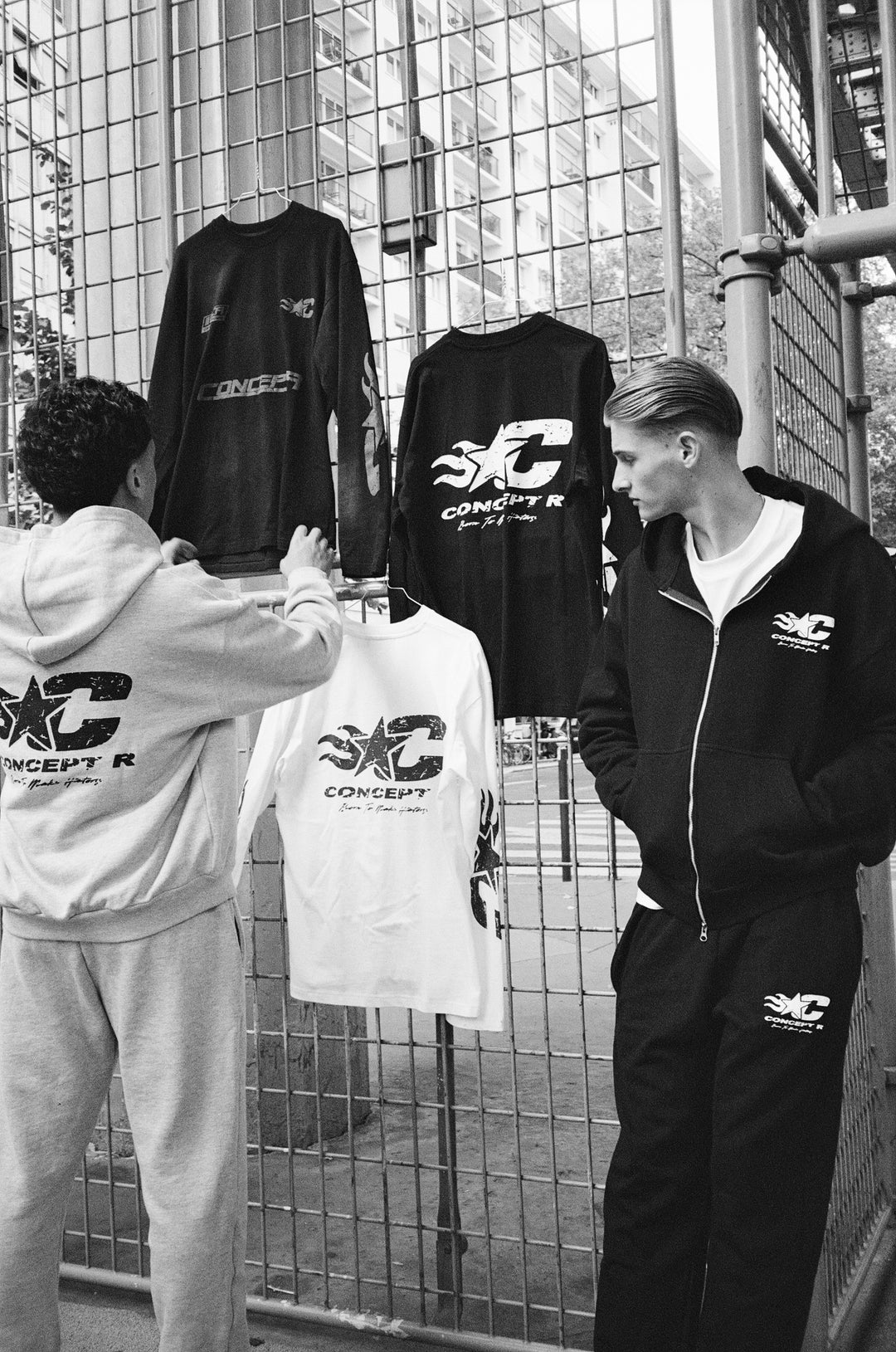 CONCEPT R - BORN TO INSPIRE LONGSLEEVE - BLACK
