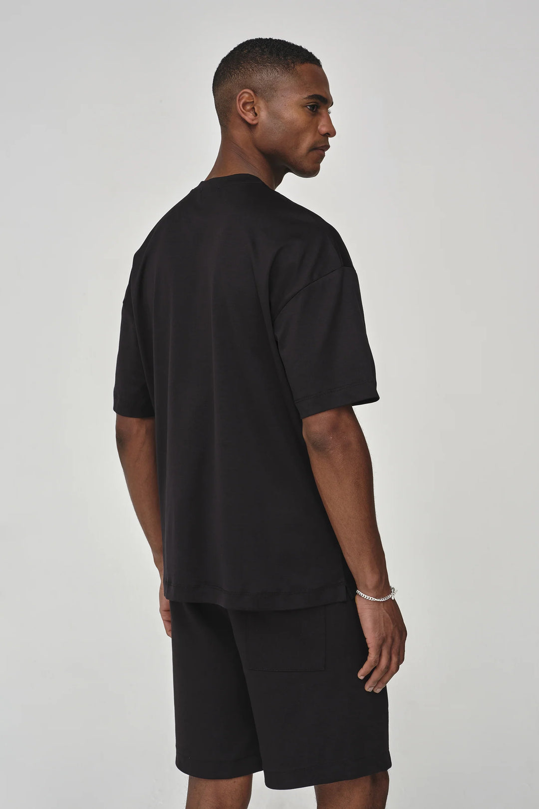 VALENZA - INTERLOCK SUPIMA OVERSIZED T-SHIRT BLACK