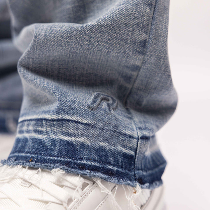 RIVERO - REGULAR EMBOSSED WASHED DENIM JEANS