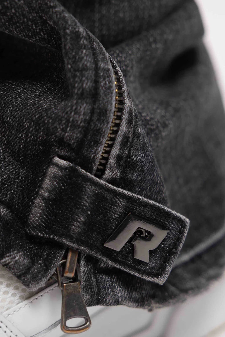 RIVERO- SLIM BUTTONED ZIP DENIM WASHED BLACK