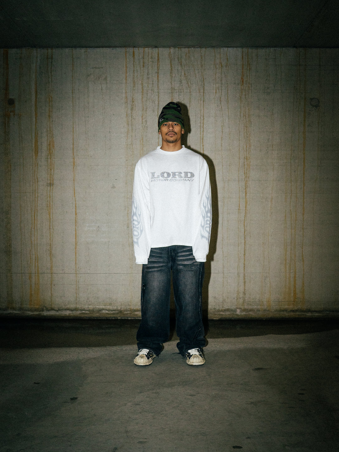 LORD CULTURE - FLAME LONGSLEEVE - WHITE