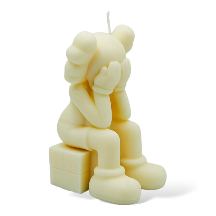 SATURDAYS CANDLE - PASSING THROUGH CANDLE WHITE