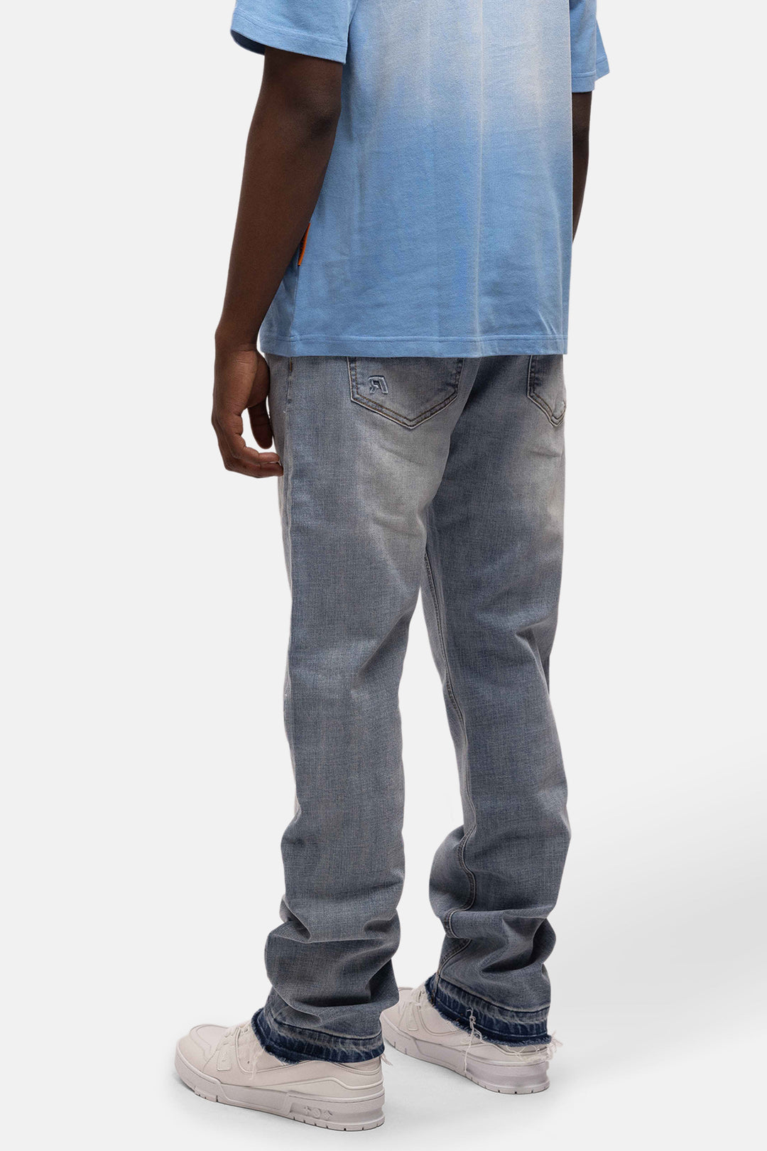 RIVERO - REGULAR EMBOSSED WASHED DENIM JEANS