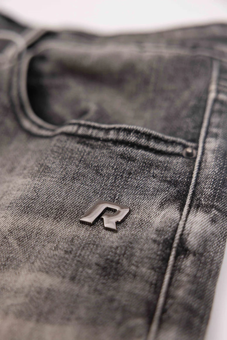 RIVERO - REGULAR PLAIN METAL WASHED DENIM JEANS