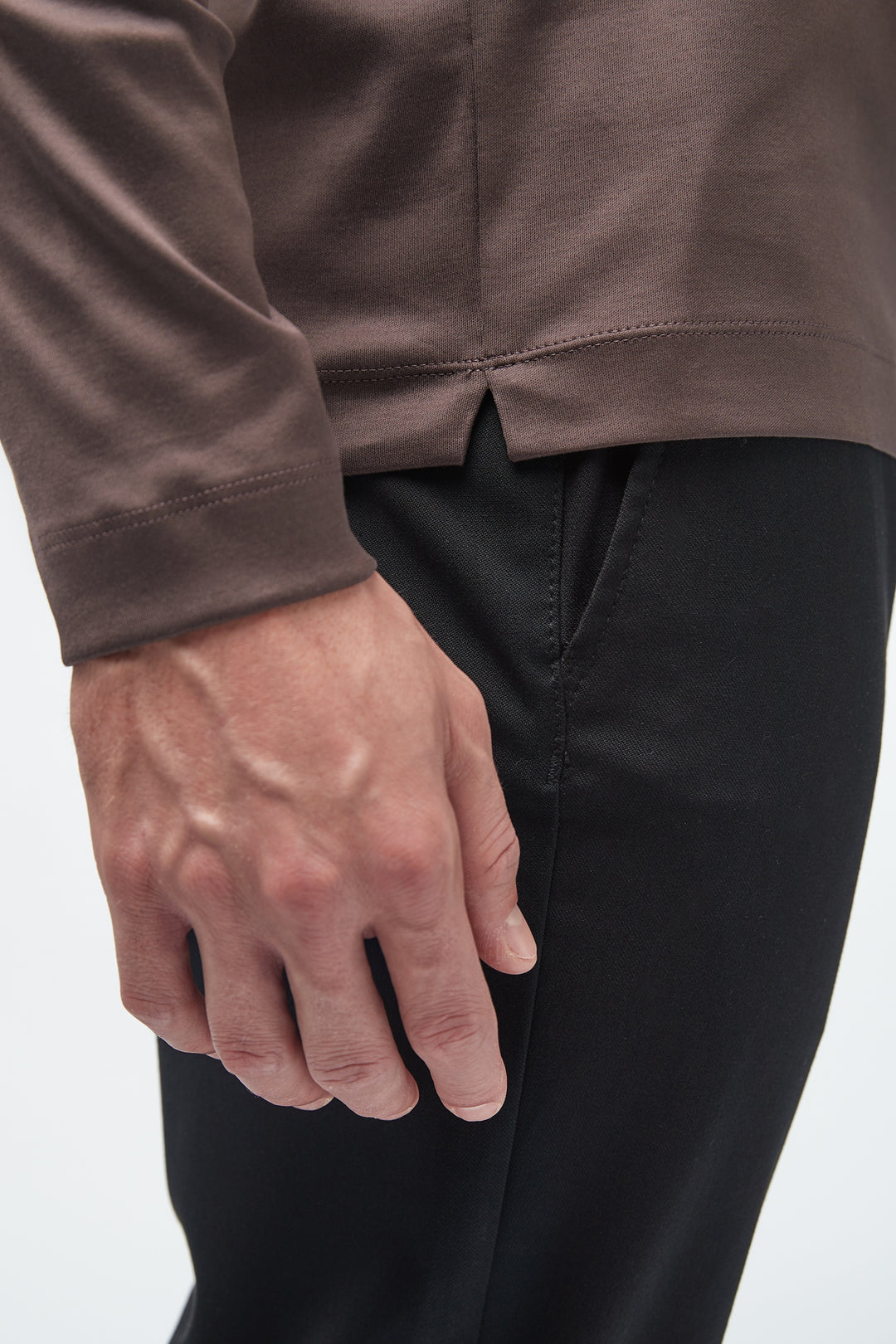 VALENZA - INTERLOCK SUPIMA T-SHIRT LONG SLEEVE EBONY BROWN