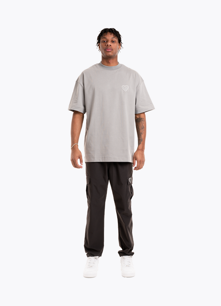 BILLION AND BEYOND - BASIC TEE OYSTER