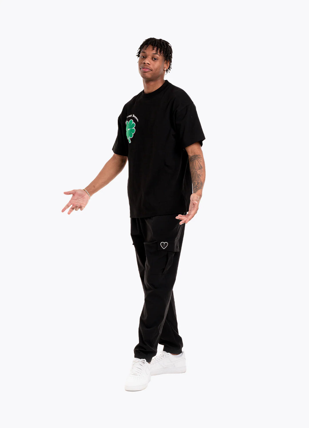 BILLION AND BEYOND - LUCKY TEE - BLACK