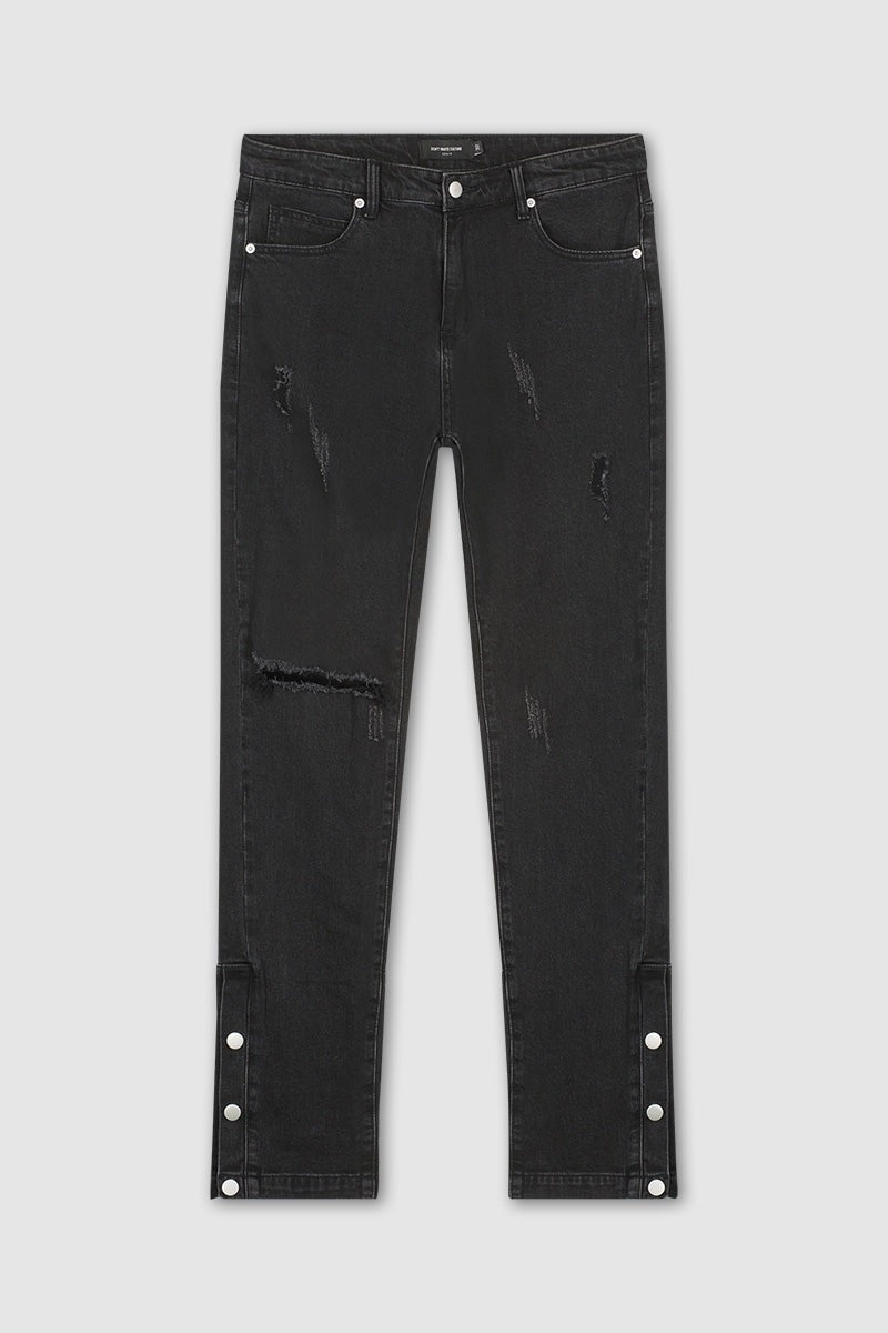 pantsbuttons_black_front